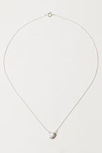 Elegant Faux Pearl Pendant Necklace