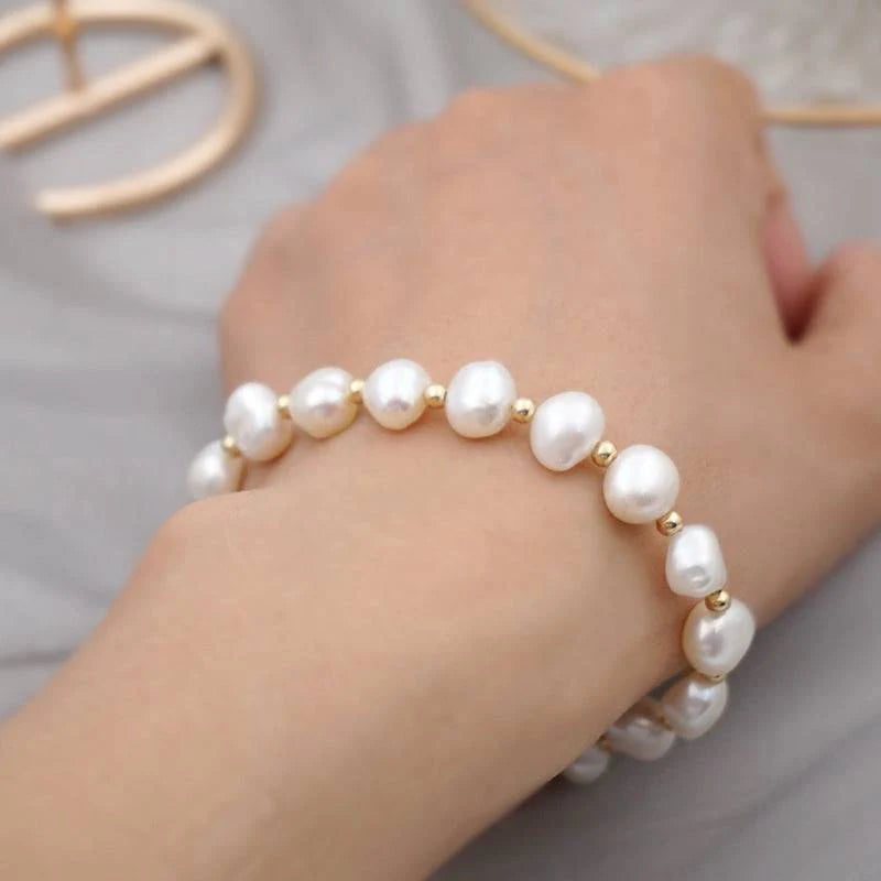 Elegant Faux Pearl Bracelet